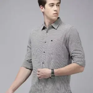 Classic Black & White Micro-Check Cotton Shirt – Smart Business Casual Trend