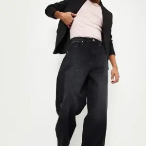 Shadow Ledger – Premium Wide-Leg Black Fade Jean