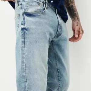 Seafarer Drift – Light Blue Straight-Fit Jean